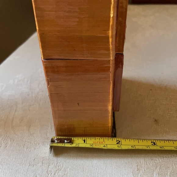 Unique vintage handmade bamboo, straw, wheat Victorian row house trinket box - Picture 14 of 15